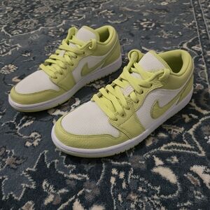 Jordan 1 Low Limelight
